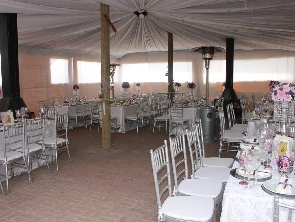 Hokahanya Inn & Conference Centre Масеру Екстериор снимка